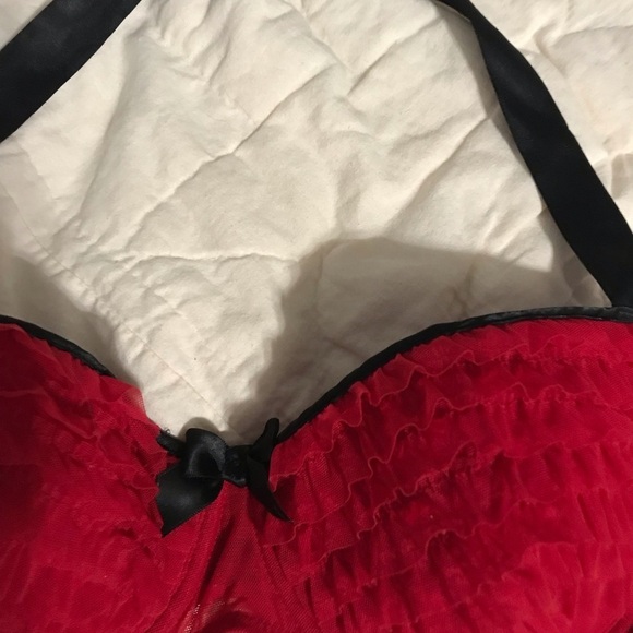 Fredrick’s of Hollywood Red ruffle halter bra - Picture 3 of 6